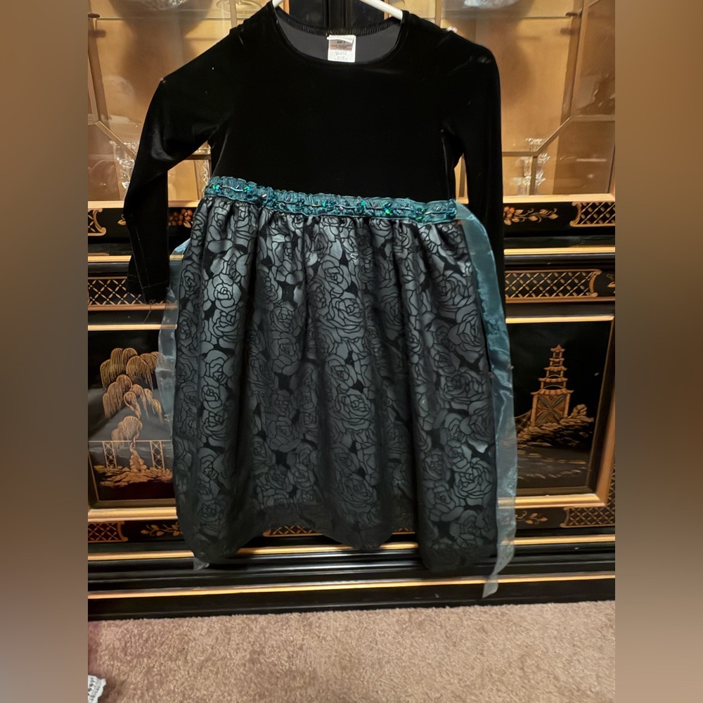 Girls Black Floral Circle Dress with Teal Accent